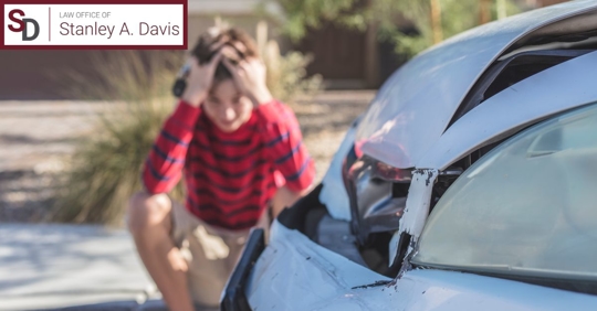 Teenager in distress after car accident
